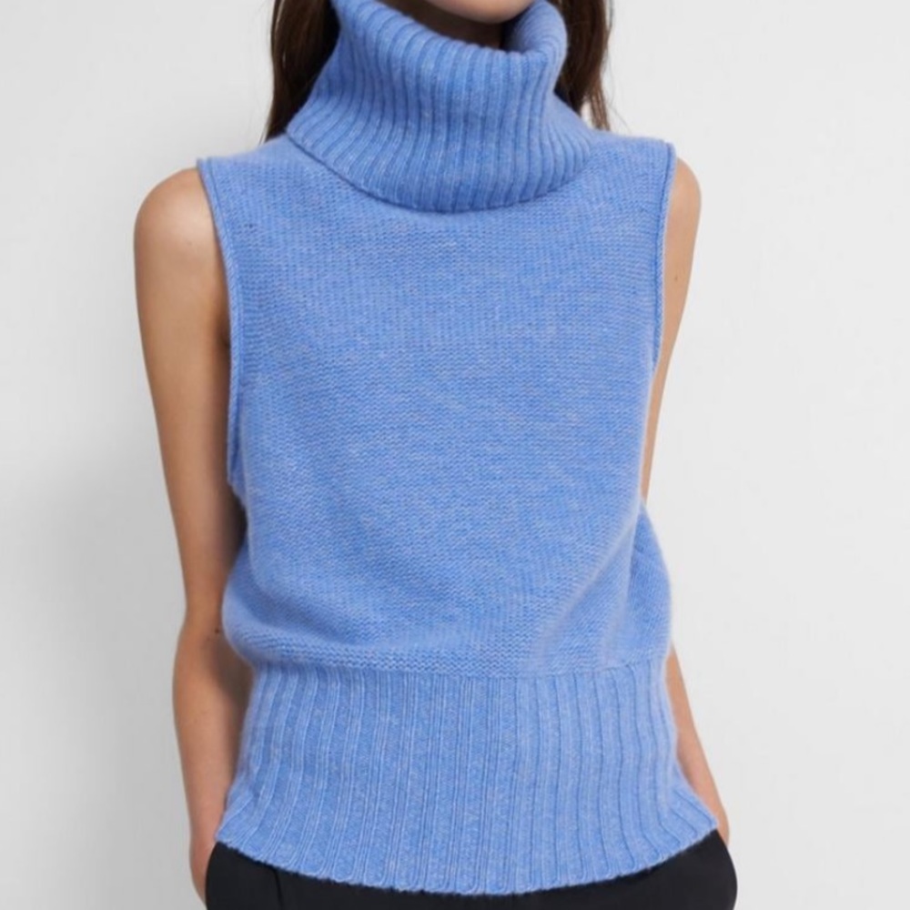 New cashmere Theory sleeveless turtleneck